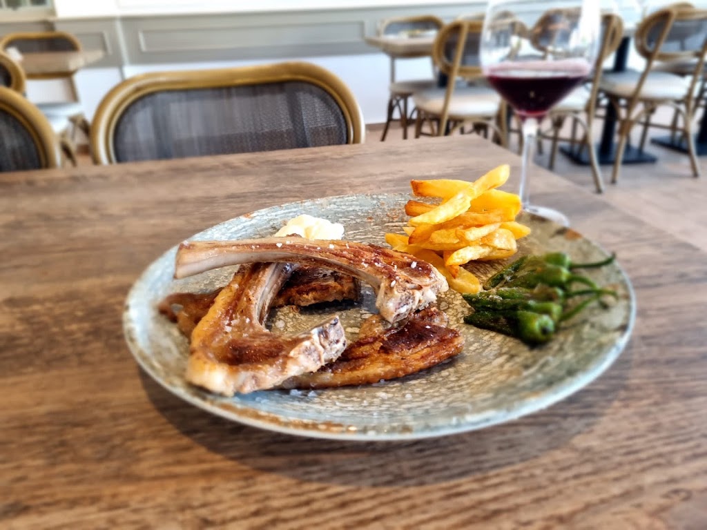 Lucavi Restaurant — Comida y bebida