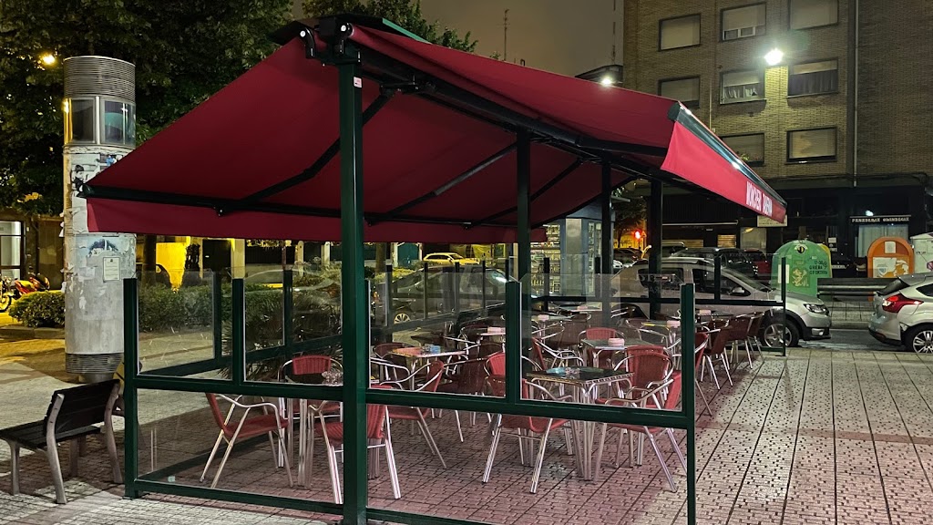 Moncheri Taberna — Ambiente