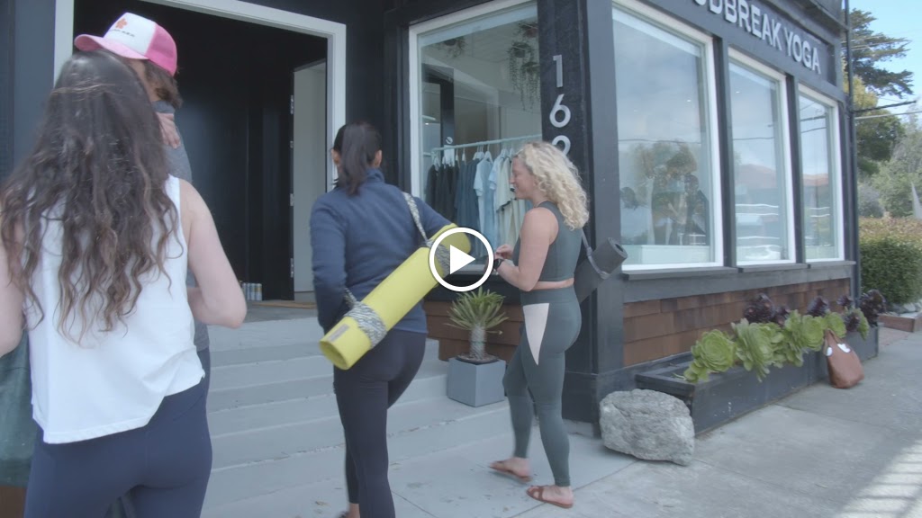  CLOUDBREAK YOGA by Metta Yoga