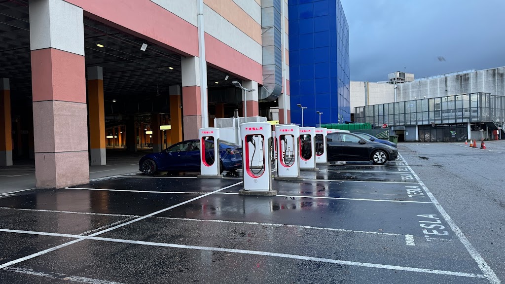 Tesla Supercharger