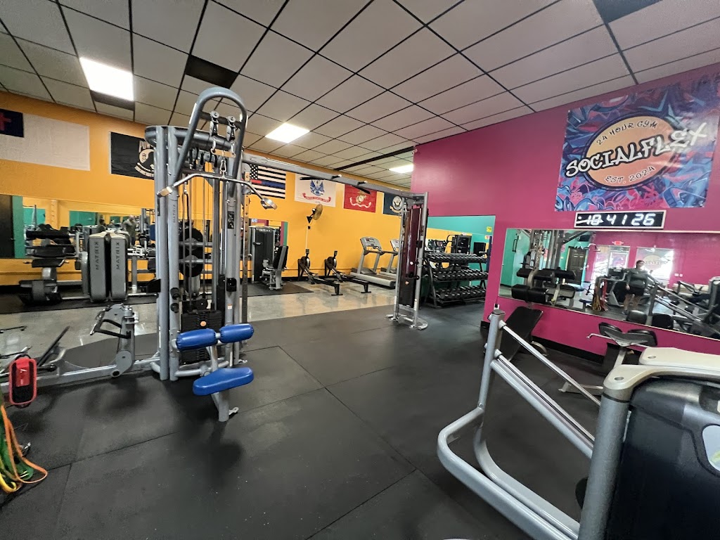  SocialFlex 24 Hour Gym