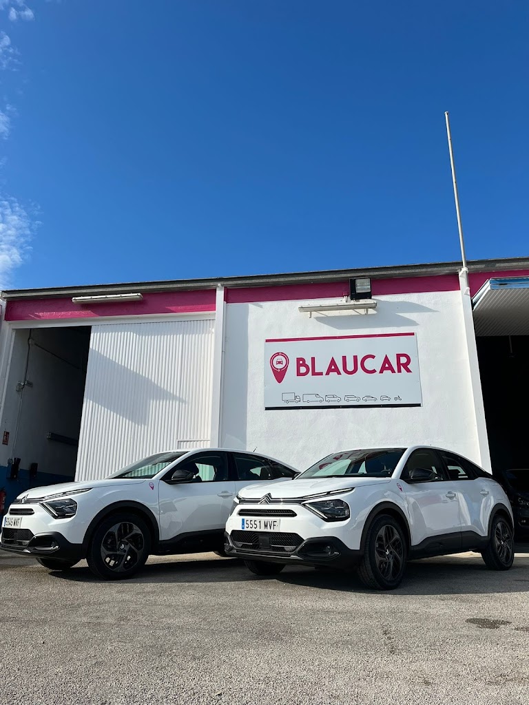BLAUCAR LLOGUER DE VEHICLES | Alquiler de coches y Furgonetas - L 'Ametlla de Mar