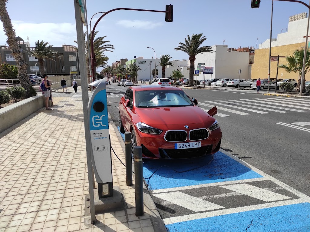 Estacion de carga de vehiculos electricos