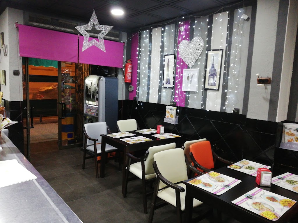 Bar Cerveceria Fifteen — Ambiente