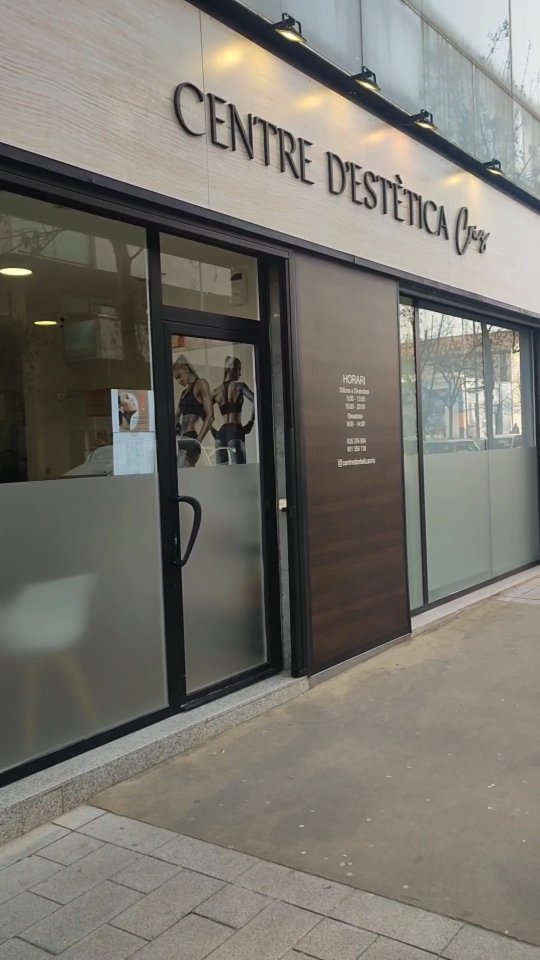 Centre d' Estetica Cris — Exterior