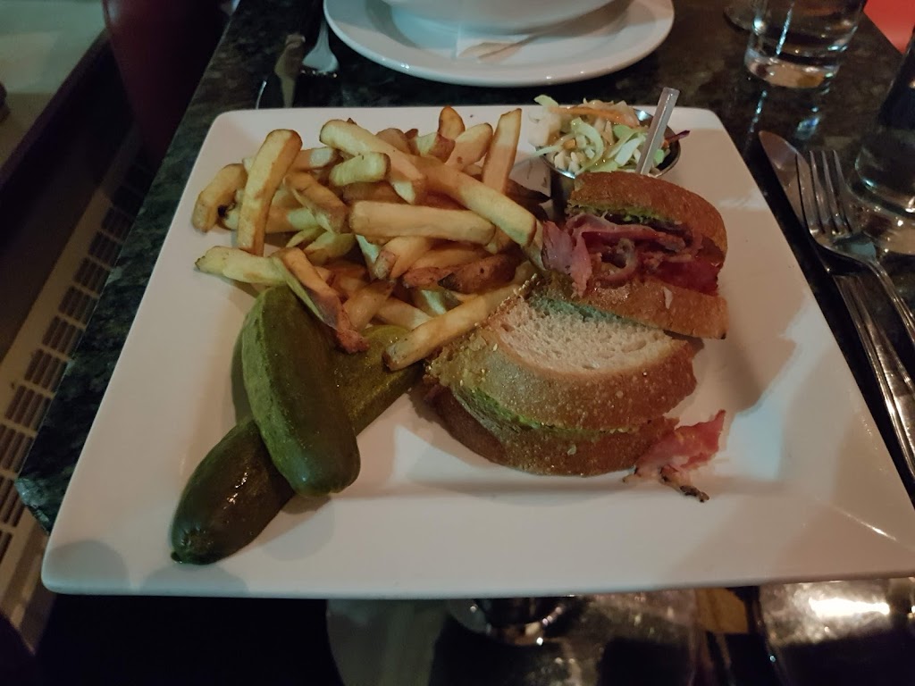 Napa Lounge in Dorval