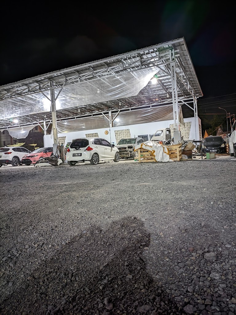 Seminung body repair