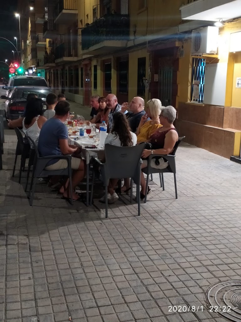 Rafa pizzeria — Ambiente