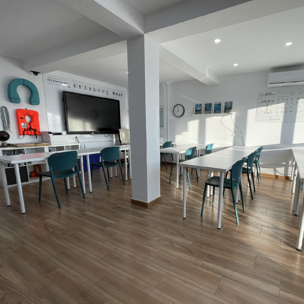 Boat Marbella - Academia Nautica Oficial