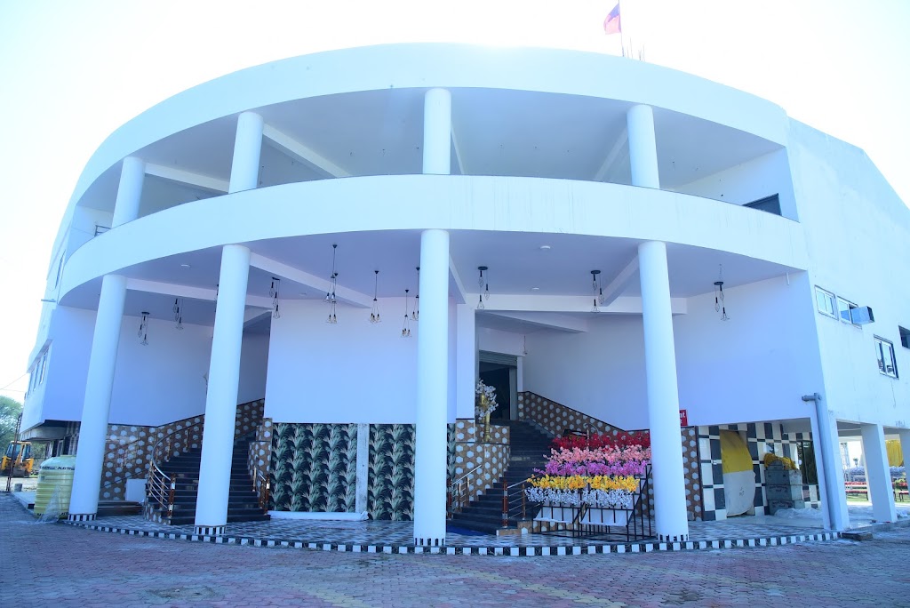 Shree Siddhivinayak Hotel Restaurant