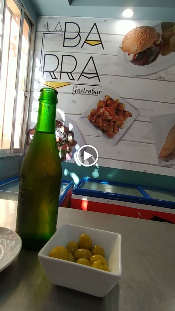 PIZZERIA LA BARRA — Comida y bebida