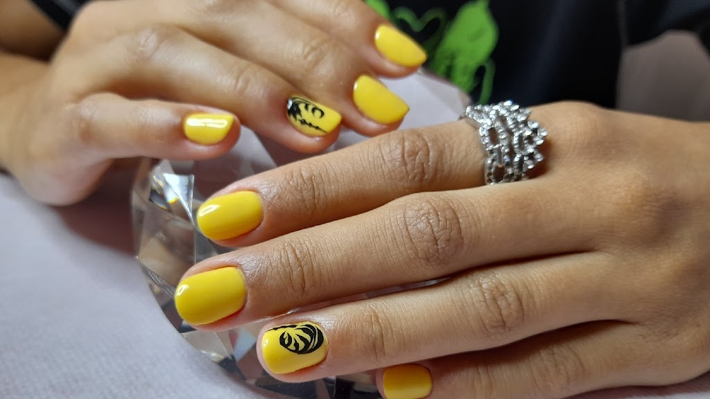 Stela Nails