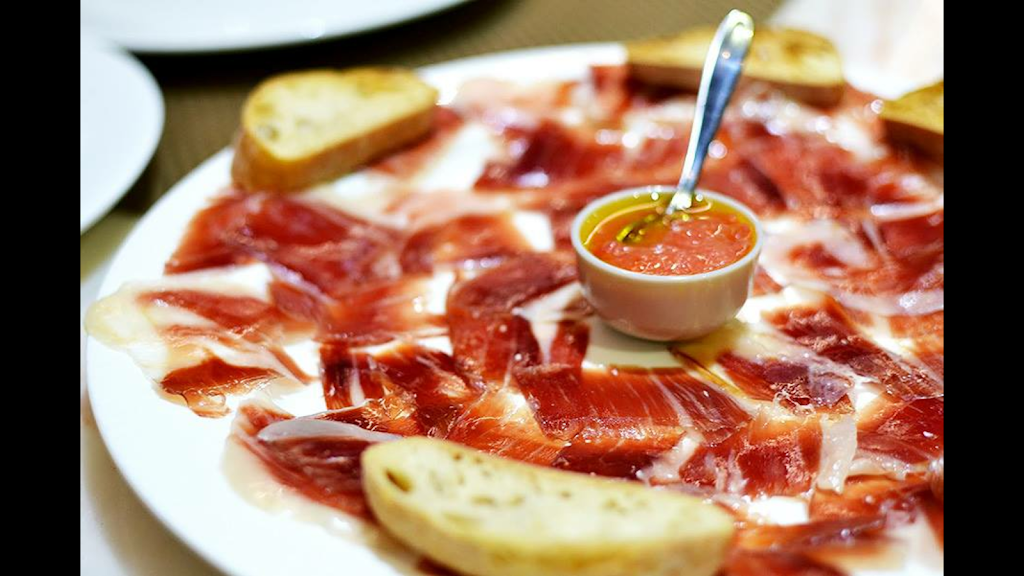 Booncata — Comida y bebida