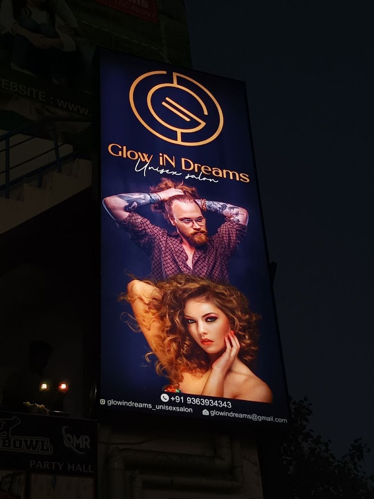 Glow In Dreams Unisex Salon