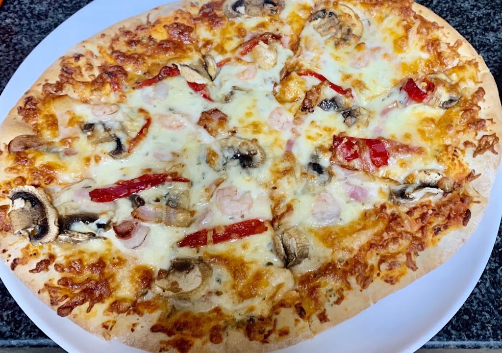 BAR LA CASCADA — Pizza