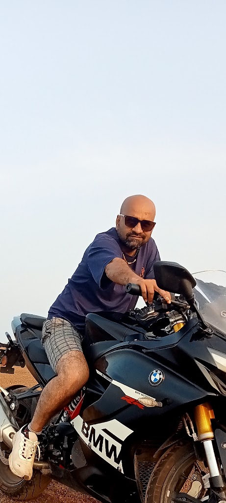 Monalisa Barber Shop Tattoo S Art Studio