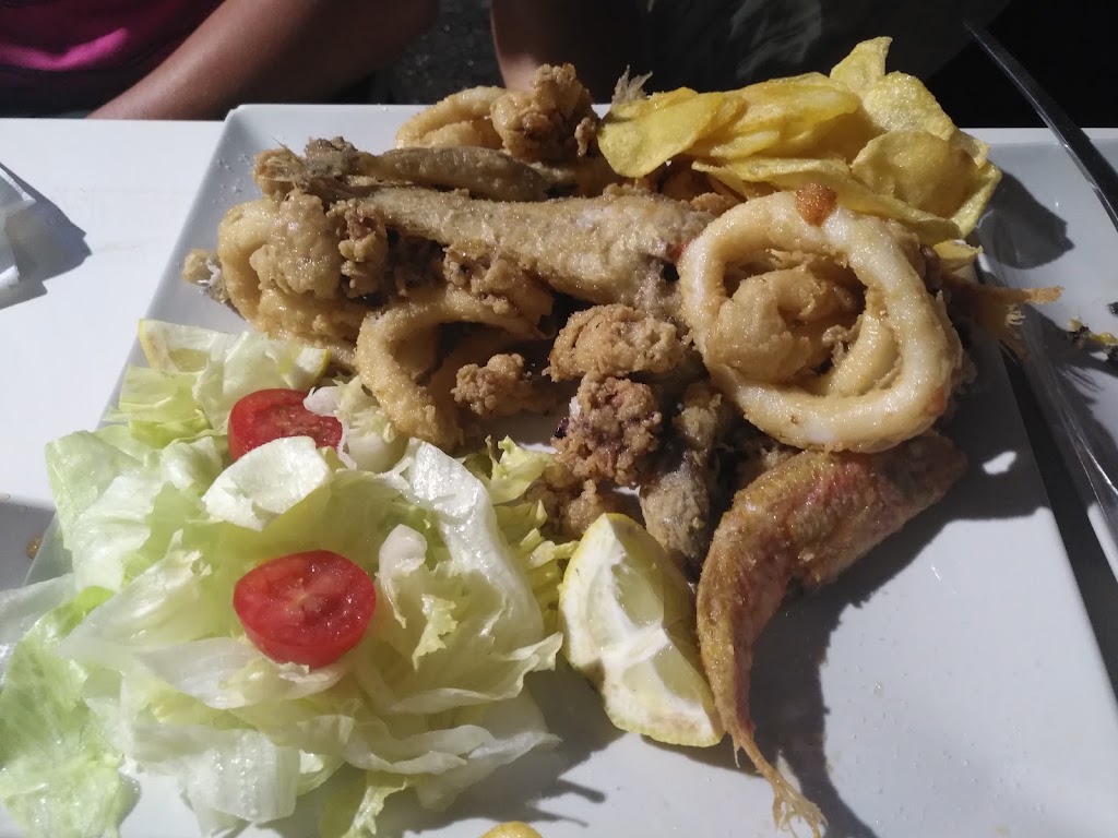 Bar Music — Comida y bebida