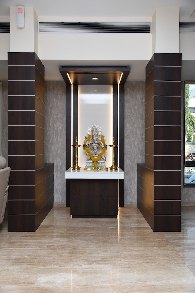 Hotel Kanishka International
