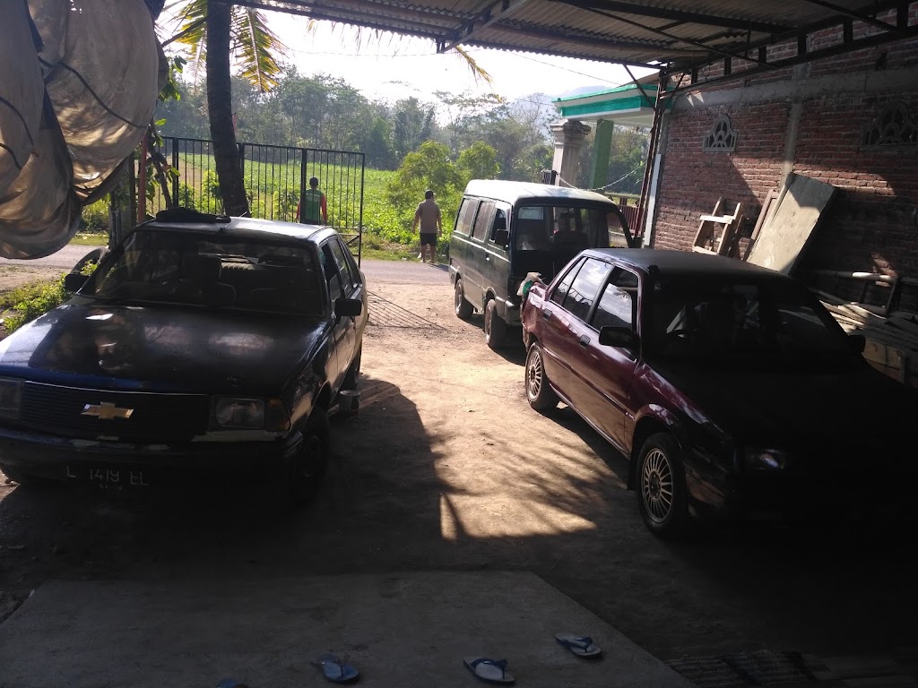 bengkel Anam cat dan poles mobil