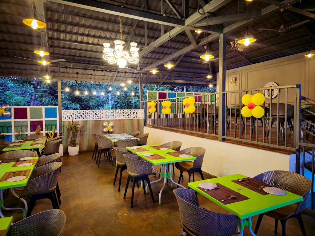 Kunjjbann Restaurant And Lawn