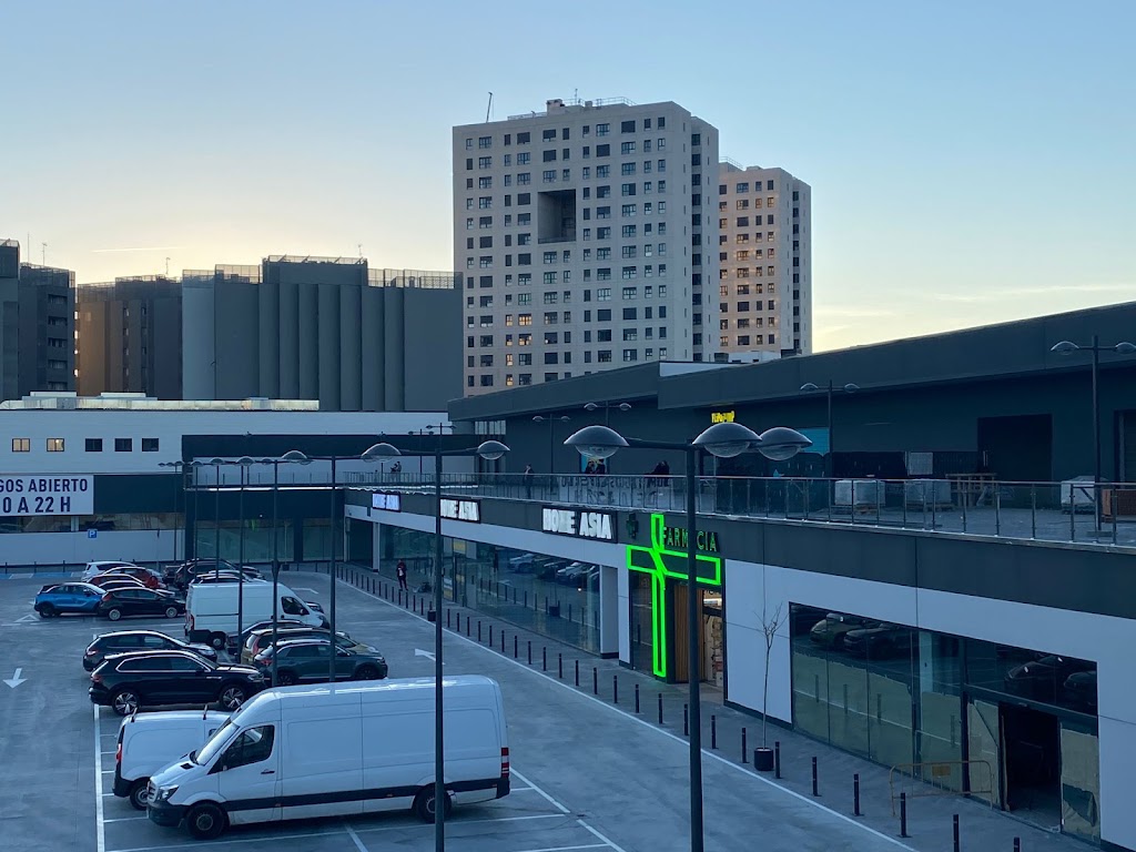 Farmacia Plaza Coslada (LDA.MARTA USON) — Del propietario