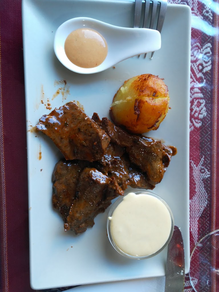 Bucay Restobar — Anticucho