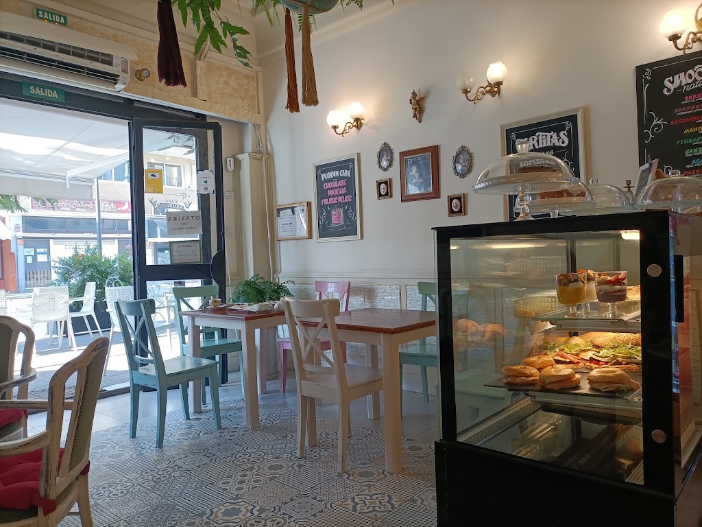 CAFE SAUDADE — Ambiente