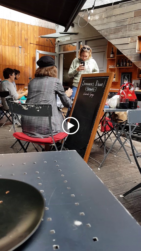 Somewhere Cafe — Ambiente