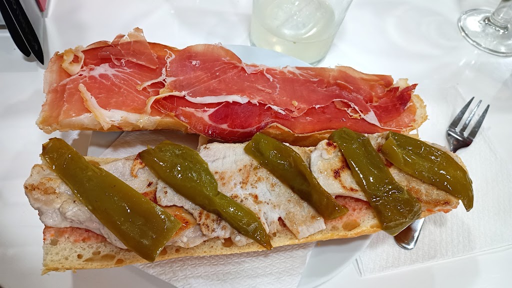 BAR LA COPE — Comida y bebida