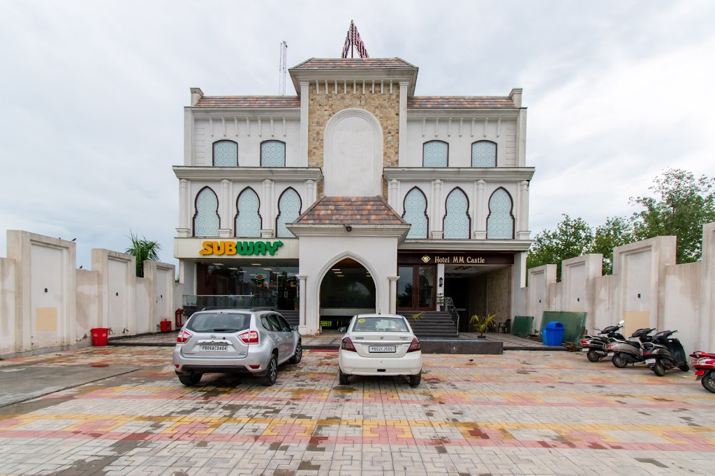 Hotel Mm Castle