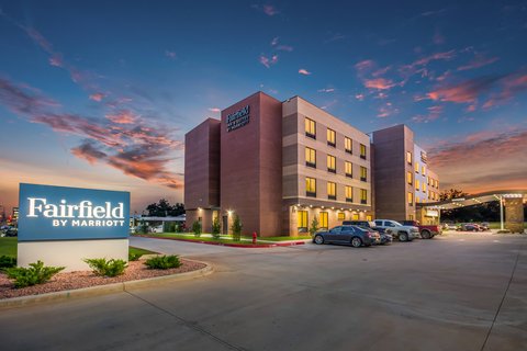 Fairfield Inn & Suites Chickasha - Hotel in Chickasha , United States of America