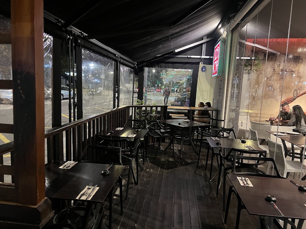 Restaurante Inch Bar — Ambiente
