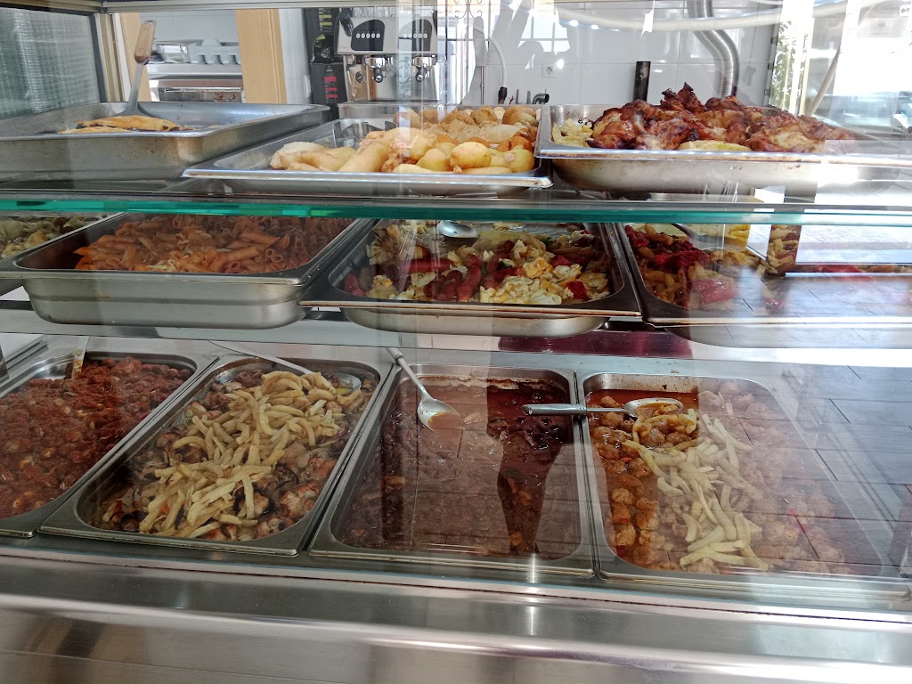 POLLOS ASADOS MOLINA — Ambiente