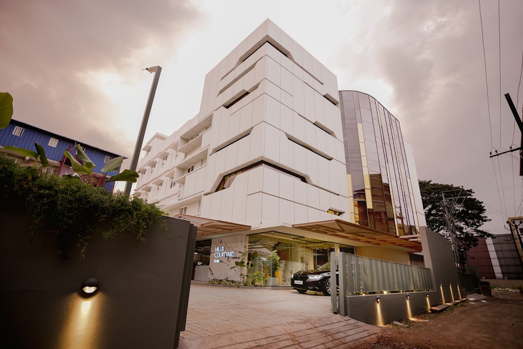 Hilux Courtyard Hotel