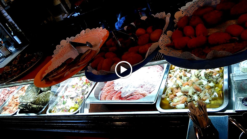 Taberna la Maestranza Caravaca de la Cruz — Videos