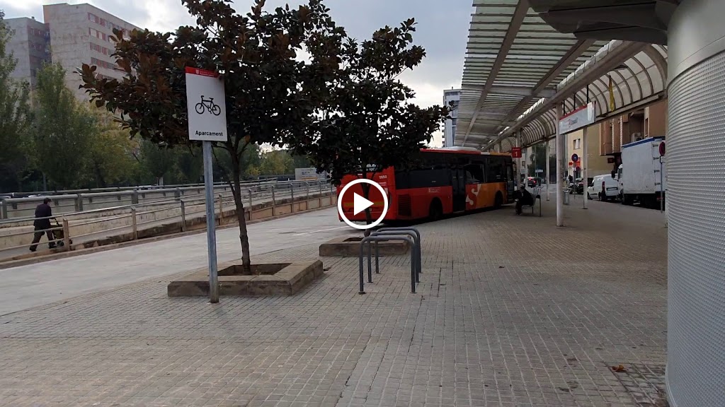 Aparcabicis a Antiga Estacio dels Ferrocarrils