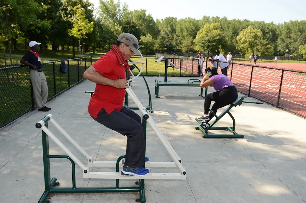  Outdoor Fitness Equipment