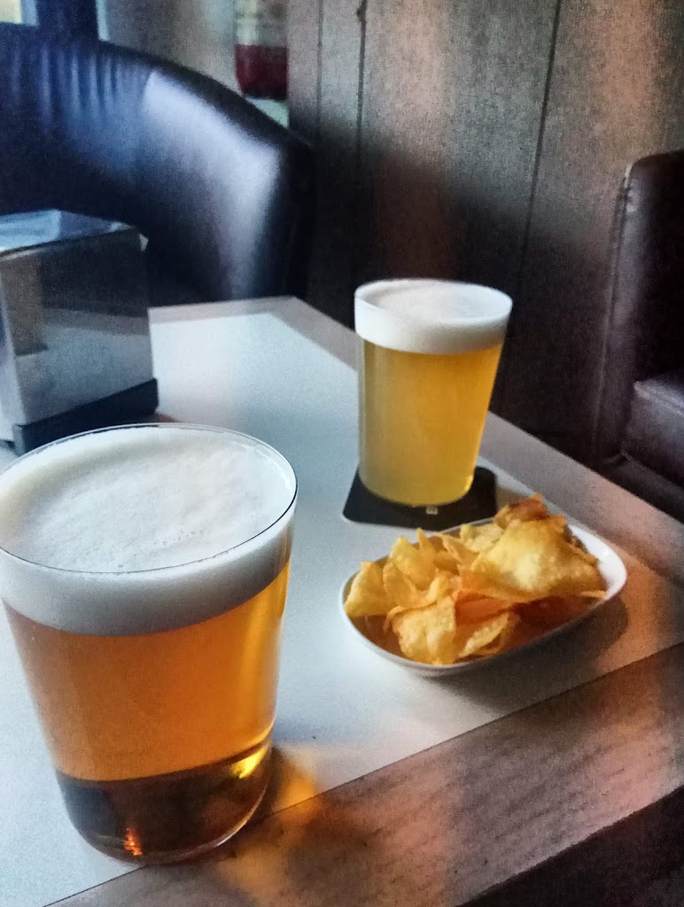 El Anden Cafe — Comida y bebida
