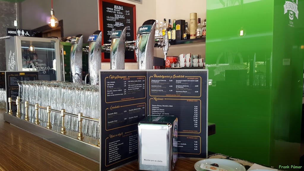Cerveceria El Esquinazo — Ambiente