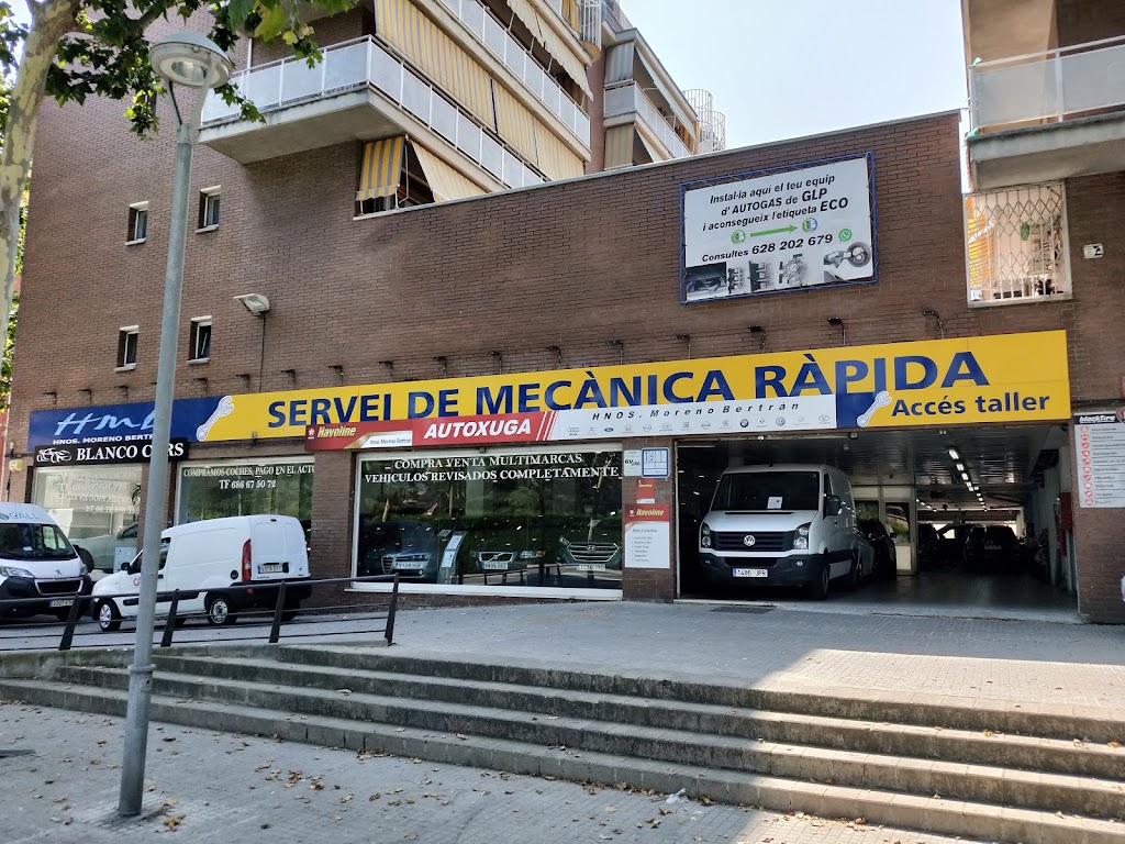 HMB Hnos. Moreno Bertran — Exterior