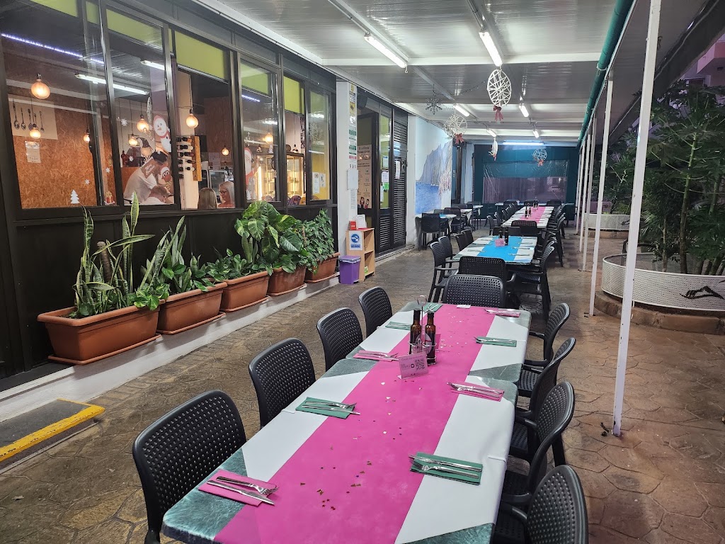 Restaurante Fettuccine Inn — Ambiente