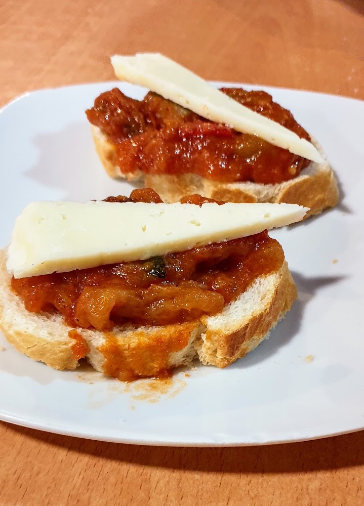 Bar El Rincon De Mariano — Comida y bebida