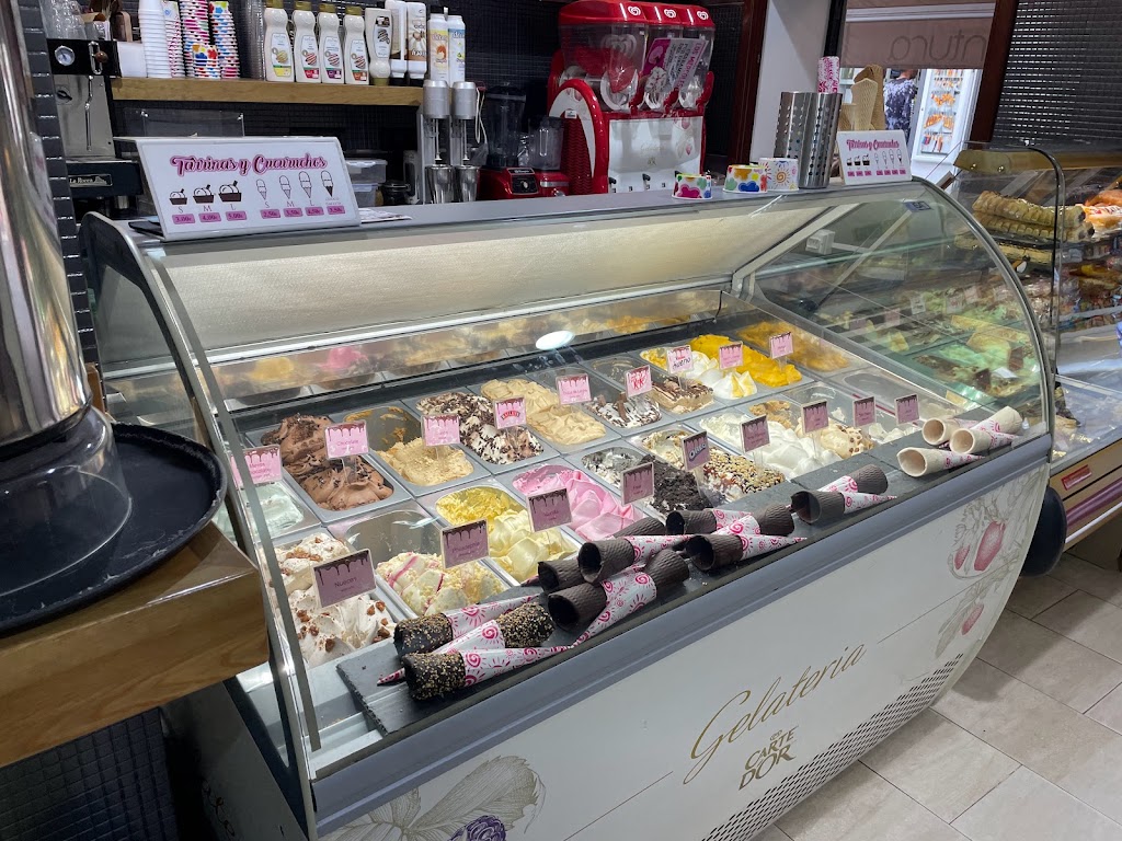 Cafe Bar La Aventura — Ambiente