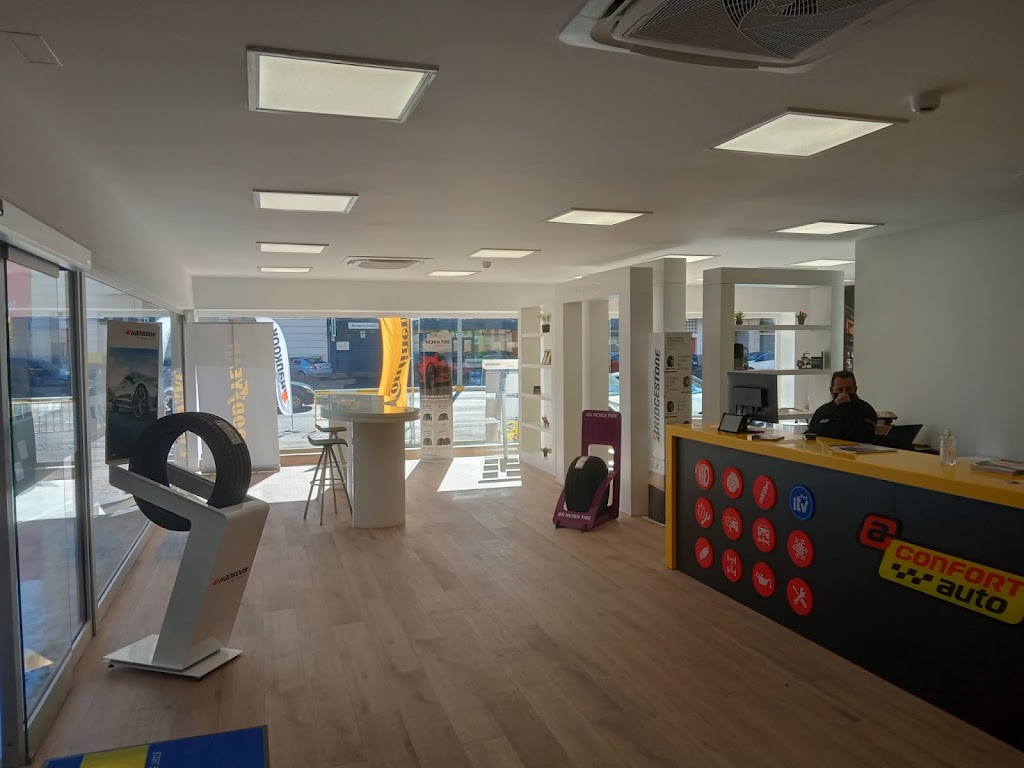 Confortauto Tyres Service Costa Calida — Interior