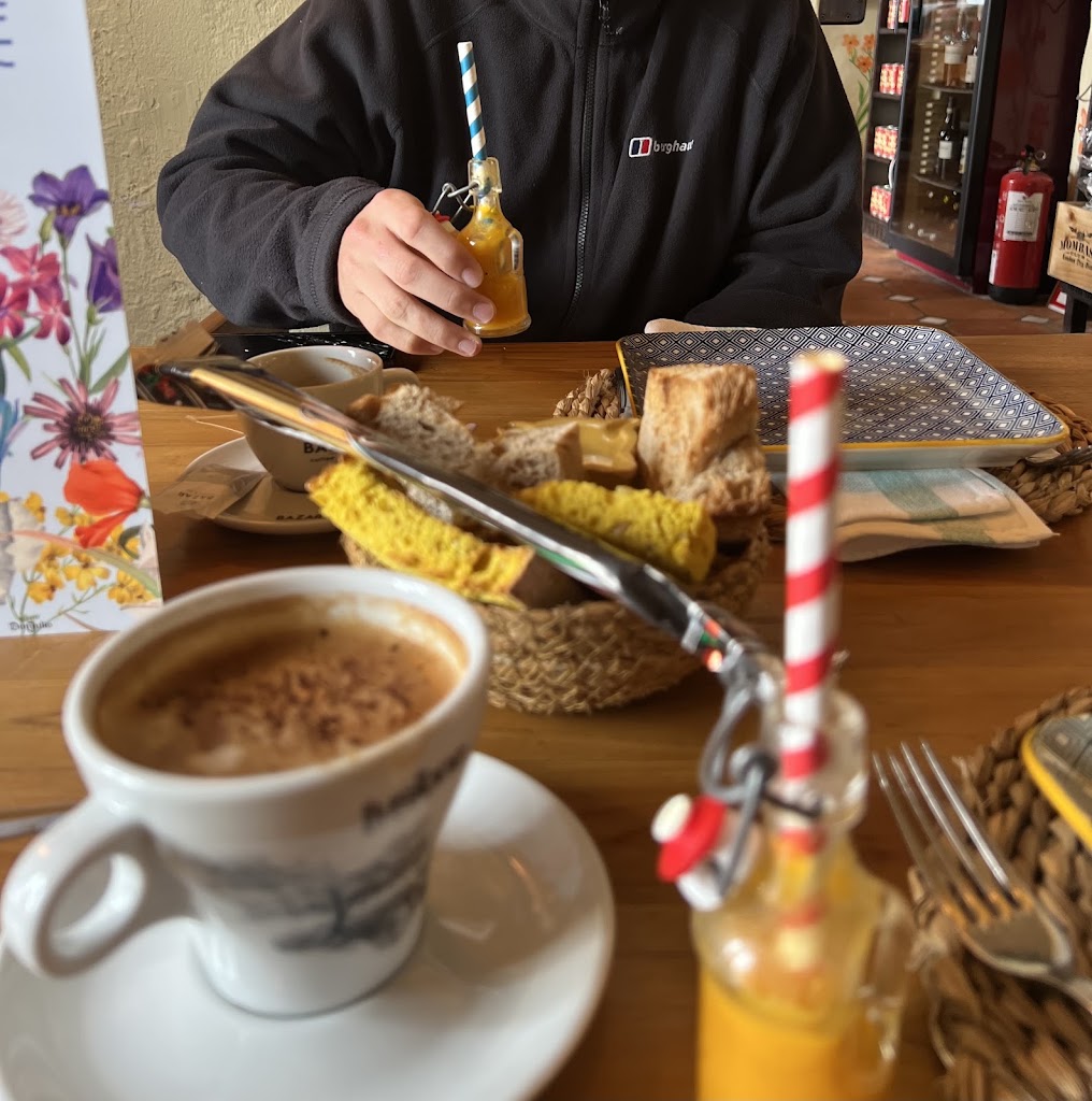Cafe Flore — Mas recientes