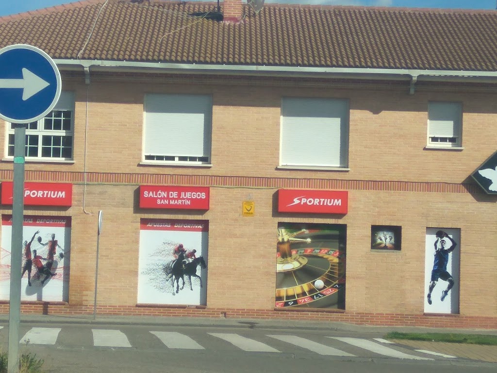 Podium /Sportium Salon San Martin