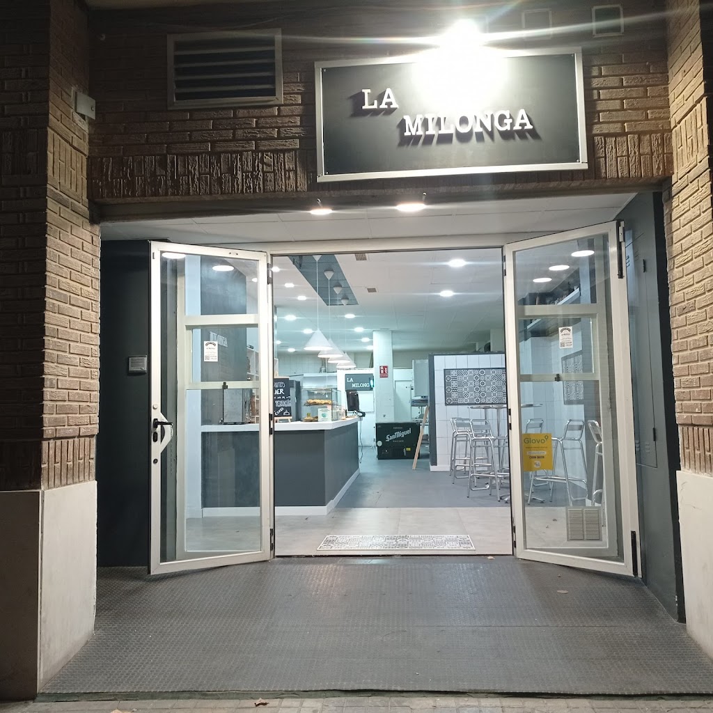 La Milonga, Empanadas Argentinas. OBRADOR