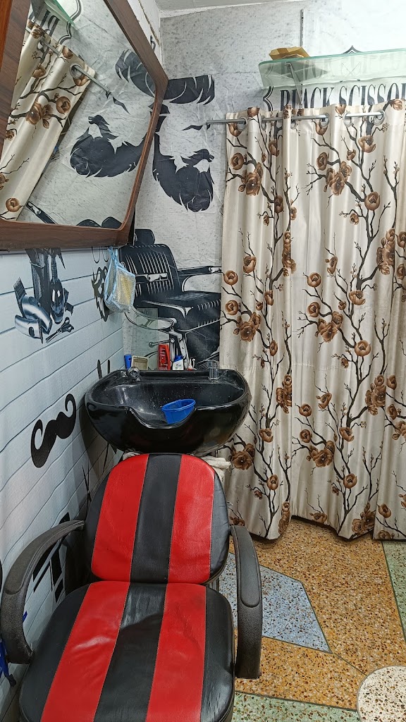 Black Scissor Unisex Salon