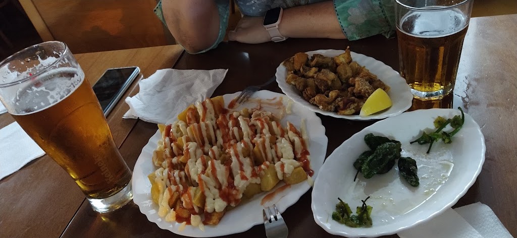 Bar Alaska — Comida y bebida