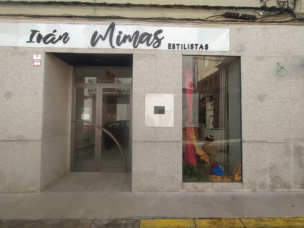 Ivan Mimas Estilistas — Exterior